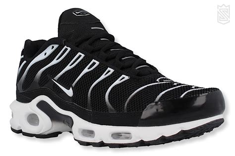 schwarz weise nike tns